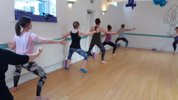 yogi barre class_tring_yoga_studio